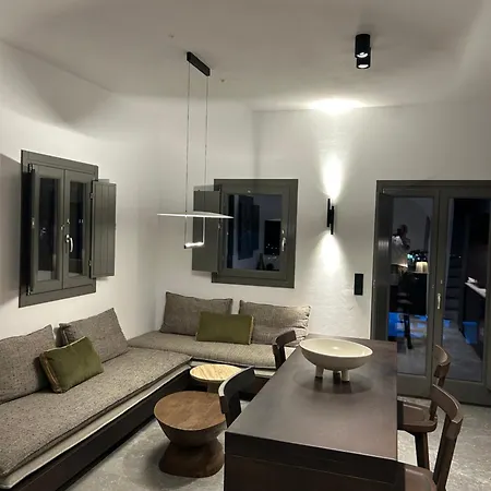 Koniko Santorini Private Pool *