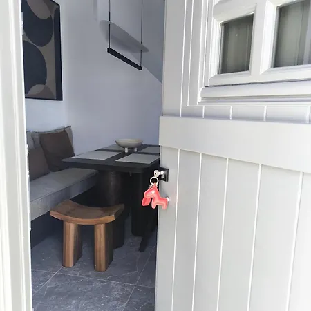 Koniko Santorini Private Pool * Vóthon