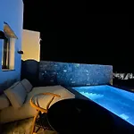 Villa Koniko Santorini Private Pool *