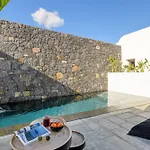 Koniko Santorini Private Pool Villa