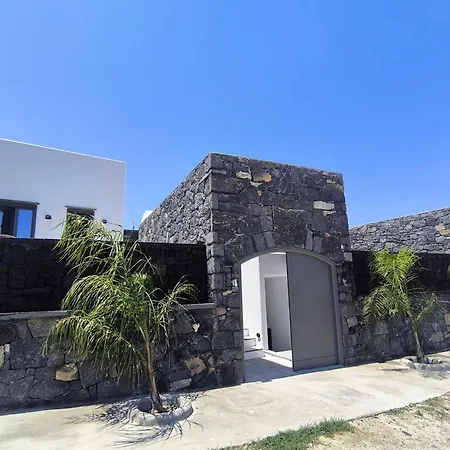 Koniko Santorini Private Pool