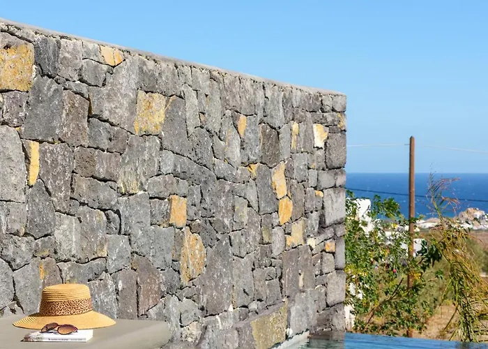 Koniko Santorini Private Pool Vothon