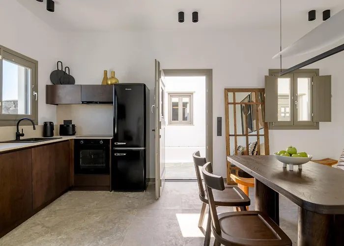 Koniko Santorini Private Pool Vothon