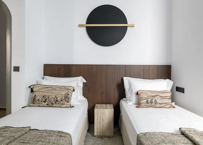 Koniko Santorini Private Pool Vothon