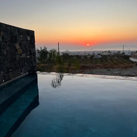 Koniko Santorini Private Pool * Vóthon
