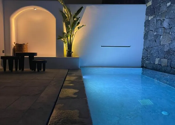 Koniko Santorini Private Pool Vila *