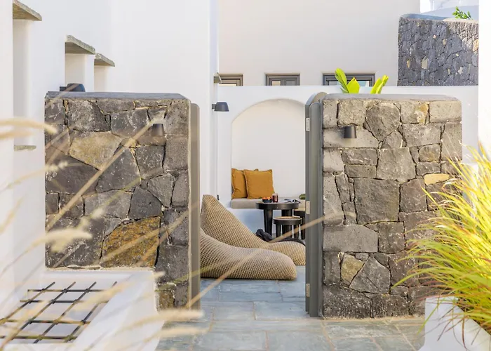 Vila Koniko Santorini Private Pool