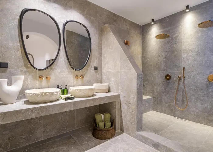 Koniko Santorini Private Pool Vóthon