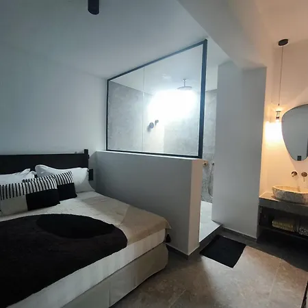 Koniko Santorini Private Pool * Vothon